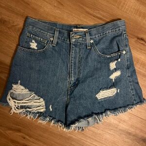 Distressed Blue Denim Shorts Levi High Waisted Mom Shorts Size 30